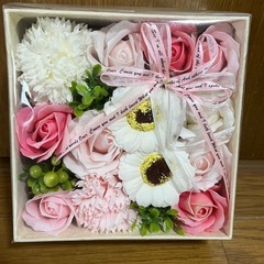 値下げ！！造花　4つセットの画像