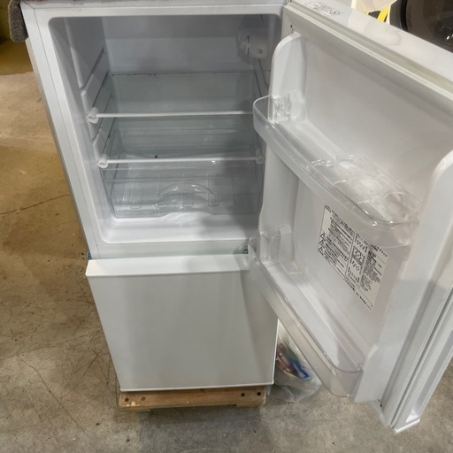 大幅割引！！/配送可ニトリ106L 冷蔵庫★2022年製 クリーニング済/6ヶ月保証付き 【管理番号11104】
