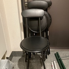 取引中、パイプ椅子　黒