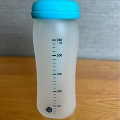 Pigeon 母乳実感ガラス哺乳瓶240ml　の画像