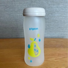 Pigeon 母乳実感ガラス哺乳瓶240ml　の画像