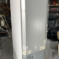 A11★Panasonic★3ドア冷蔵庫 NR-C342GC 2021年 335L W59㎝ ホワイト 真ん中野菜室 大容量野菜室 自動製氷機の画像