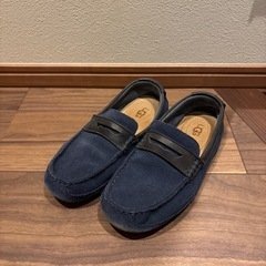 UGG 靴
