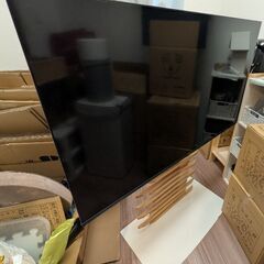 （ジャンク）ハイセンス　50型テレビ　壁寄せスタンド付