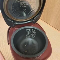 東芝　真空IHジャー炊飯器 
RC-10VRE4 2015年製　5.5合炊き の画像