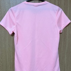 レディーススポーツウェアの画像