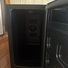 冷蔵庫23L仕切り板ありますの画像