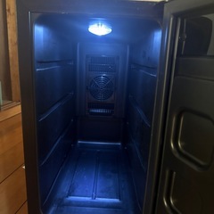 冷蔵庫23L仕切り板ありますの画像