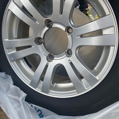 ブリジストンタイヤ　スタッドレスタイヤp1903　DMV3 175/80 R16 910の画像