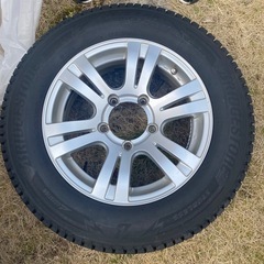 ブリジストンタイヤ　スタッドレスタイヤp1903　DMV3 175/80 R16 910の画像