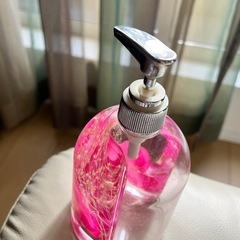 🌺色鮮やか✨ディスペンサー・ハンドソープ入れの画像
