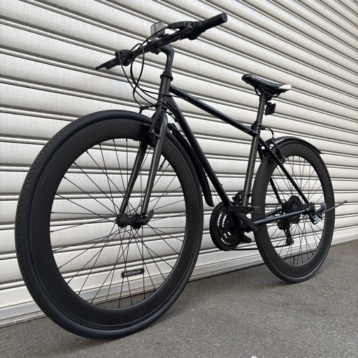 7万で購入】クロスバイク 黒 700C 美品 名門シマノ社製変段速付き