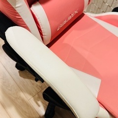 お渡し決定
DOWINXゲーミングチェアピンクの画像