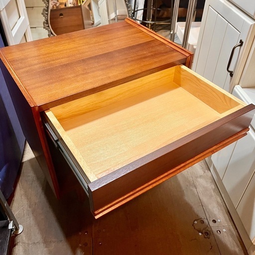 《売約済》【武蔵小山店】 ACME Furniture TRESTLES NIGHT STAND トラッセル ナイトスタンド ナイトテーブル サイドボード キャビネット ベッドサイド テーブル キャビネット 脚付き 木製 ウォルナット ラバーウッド アクメファニチャー アクメ (検索 北欧 風