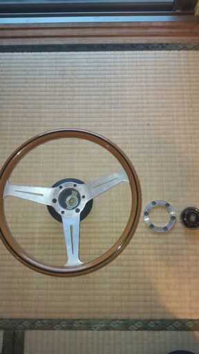 ナルディ クラシック ウッド 36π