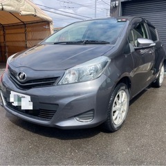 ヴィッツ　H26 4WD 1300 U  車検残あり