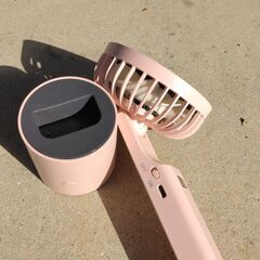 ハンディファン　回転スタンド付きの画像