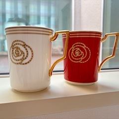 ノリタケ 
ペアマグカップ