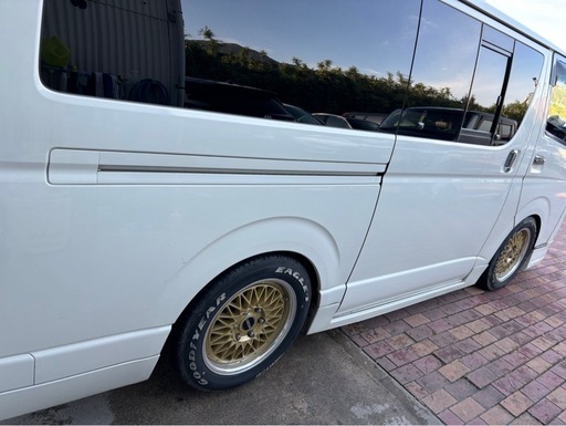 ハイエース　キャラバン　eseex