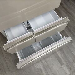 【売約済】【引取歓迎】551L 大容量 6ドア冷蔵庫 東芝の画像