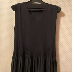 シャーリング加工ワンピースの画像