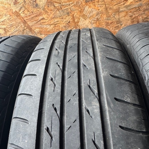 バリ山　BRIDGESTONE ブリヂストン　ブリジストン　NEXTRY 195/65R15 夏タイヤ　2022年製　15インチ