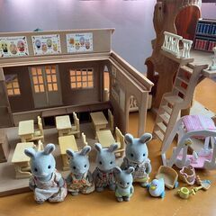 シルバニアファミリー　シルバニア森の学校とうさぎのファミリー