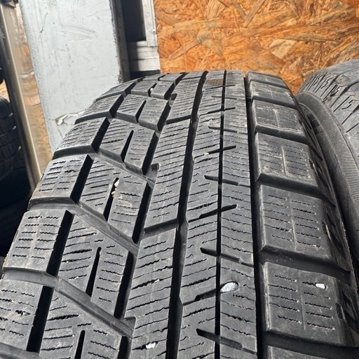 バリ山　YOKOHAMA ヨコハマ　IG60 195/65R15 スタッドレタイヤ　2022年製　15インチ