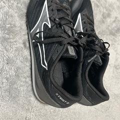 ミズノ　陸上競技用スパイクシューズ25.5cmとピン5㎜の画像
