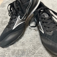 ミズノ　陸上競技用スパイクシューズ25.5cmとピン5㎜