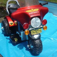おもちゃのバイクの画像