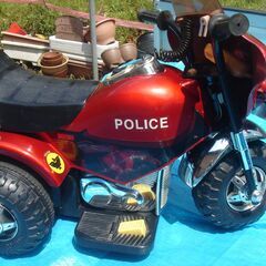 おもちゃのバイクの画像