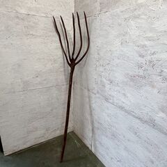 【演技用小道具】 ピッチフォーク 干し草用熊手 農器具 舞台道具 N0794の画像