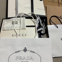 PRADA GUCCI COACH Tiffany CHANEL ショップ袋の画像