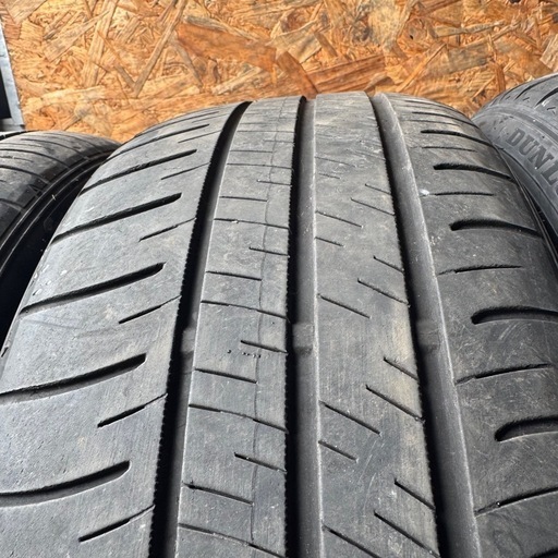バリ山　DUNLOP ダンロップ　ENASAVE RV505 215/45R18 夏タイヤ　2019年製　18インチ