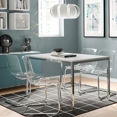 トールスビー　ダイニングテーブルの画像