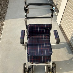 シルバーカー　無料の画像