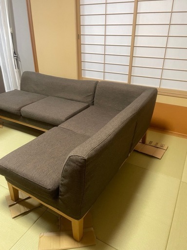 三人掛けソファー
