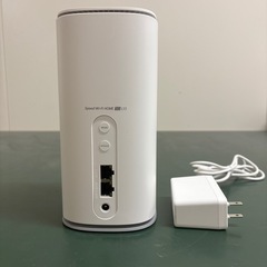 au Speed Wi-Fi HOME 5G L13 UQ WiMAX ホームルーターの画像