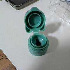 スパイファミリー　アーニャ　ペットボトルキャップの画像