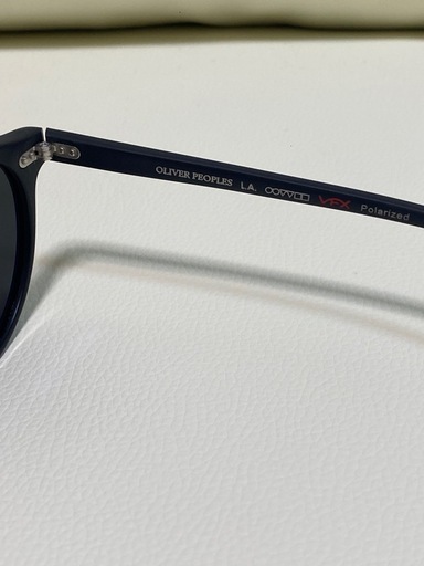 ［決まりました］OLIVER PEOPLES サングラス