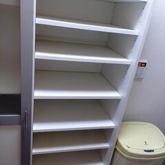 キッチンボード　食器棚　収納家具の画像
