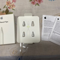 Apple Pencil ペン先×3個(純正)の画像