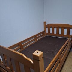 無料 ２段ベットの1階部分をシングルベットに