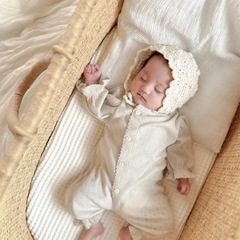 美品 monbebe モンベベ グローリーロンパース 新生児 退...