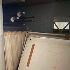 引取限定 店舗什器　業務用　商品陳列棚　平台ワゴン　販売台　複数あり　の画像