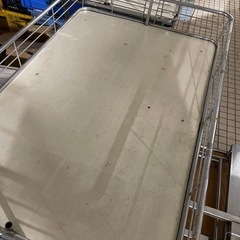 引取限定 店舗什器　業務用　商品陳列棚　平台ワゴン　販売台　複数あり　の画像
