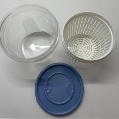 水切りカゴ付き円形コンテナの画像