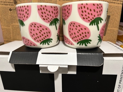 マリメッコmarimekko アジア限定イチゴ コーヒーカップ