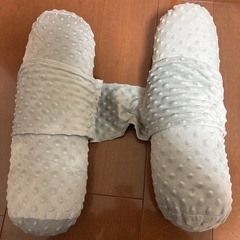 【美品】寝返り防止クッション